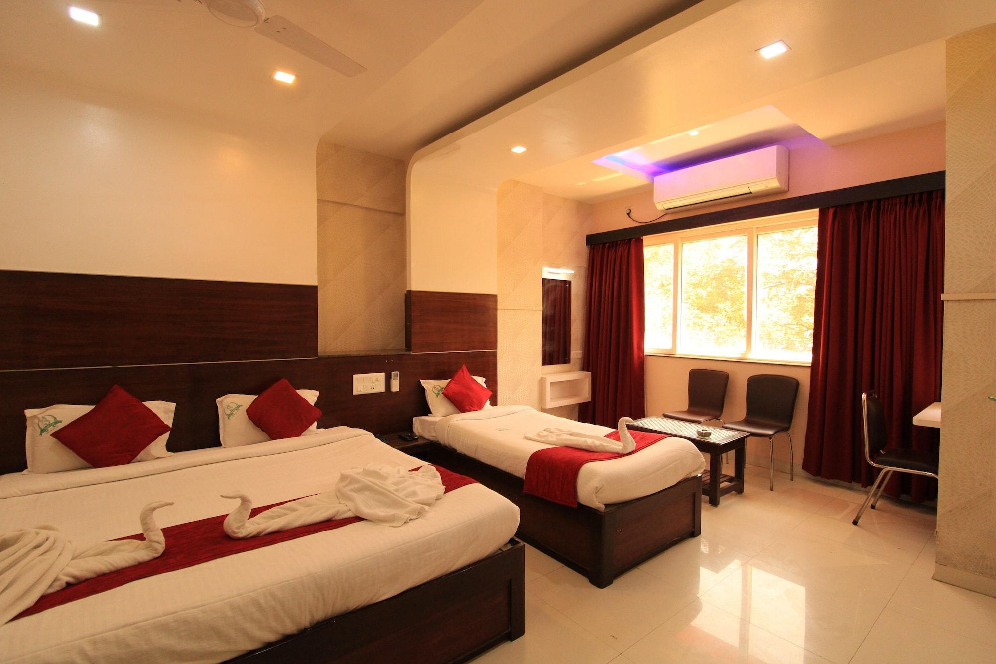 Hotel Sumith Palace Pondicherry Ngoại thất bức ảnh