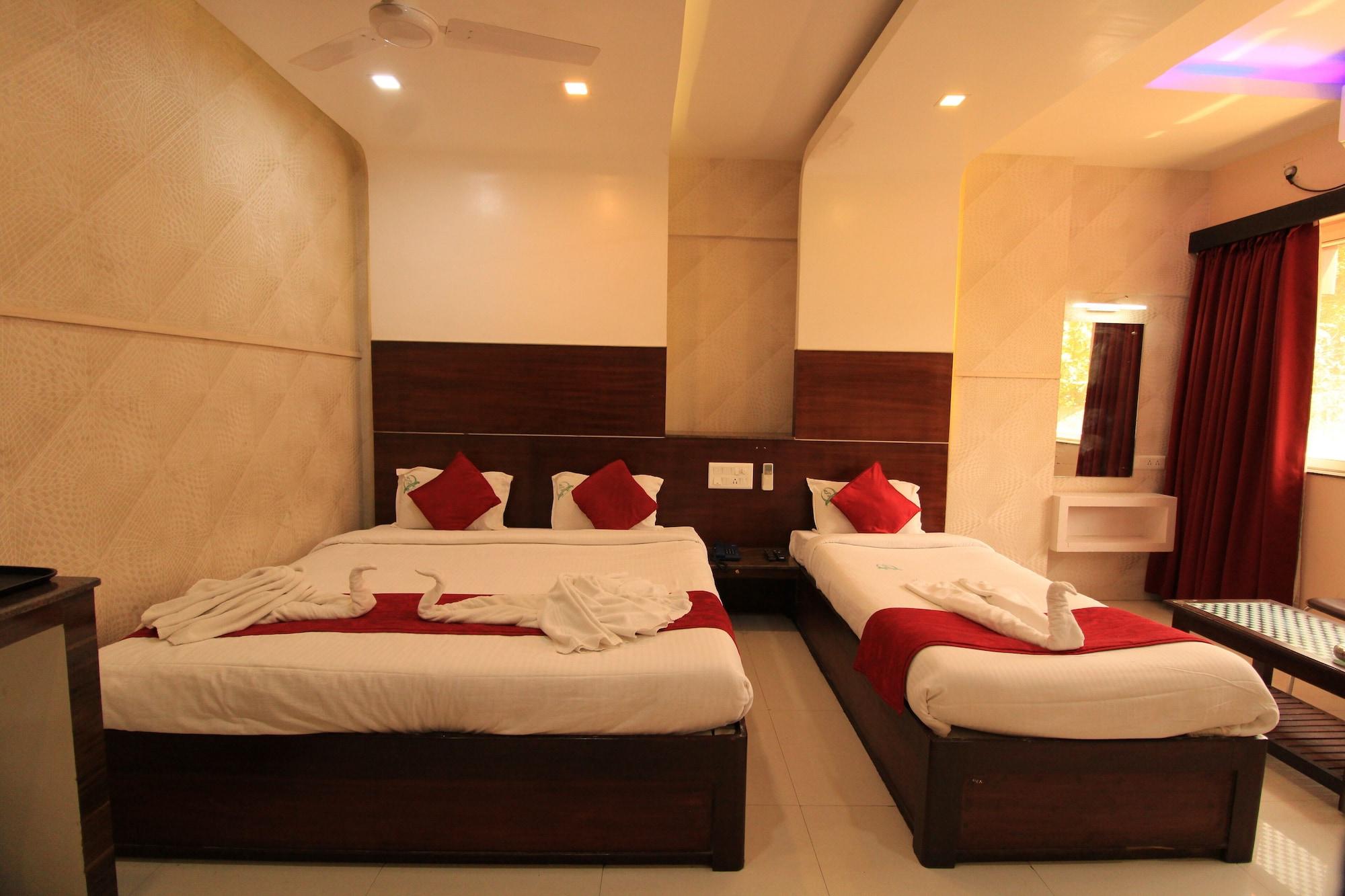 Hotel Sumith Palace Pondicherry Ngoại thất bức ảnh