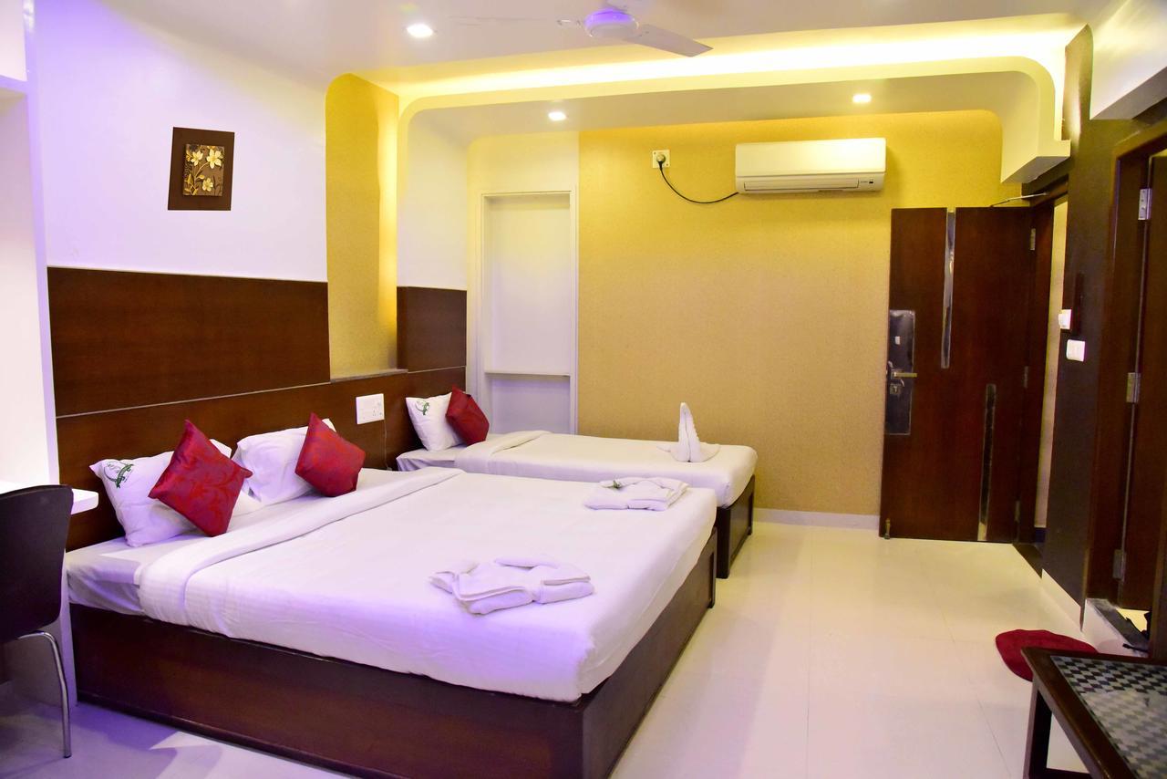Hotel Sumith Palace Pondicherry Ngoại thất bức ảnh