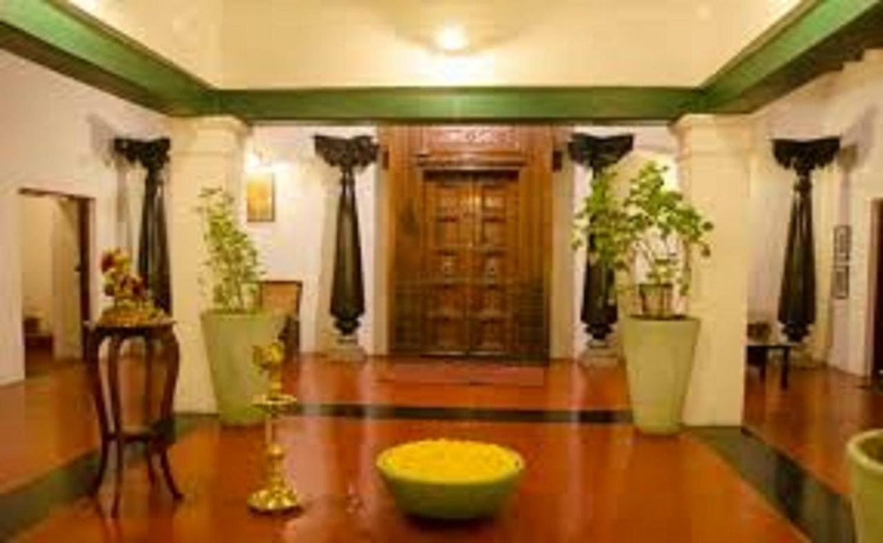 Hotel Sumith Palace Pondicherry Ngoại thất bức ảnh