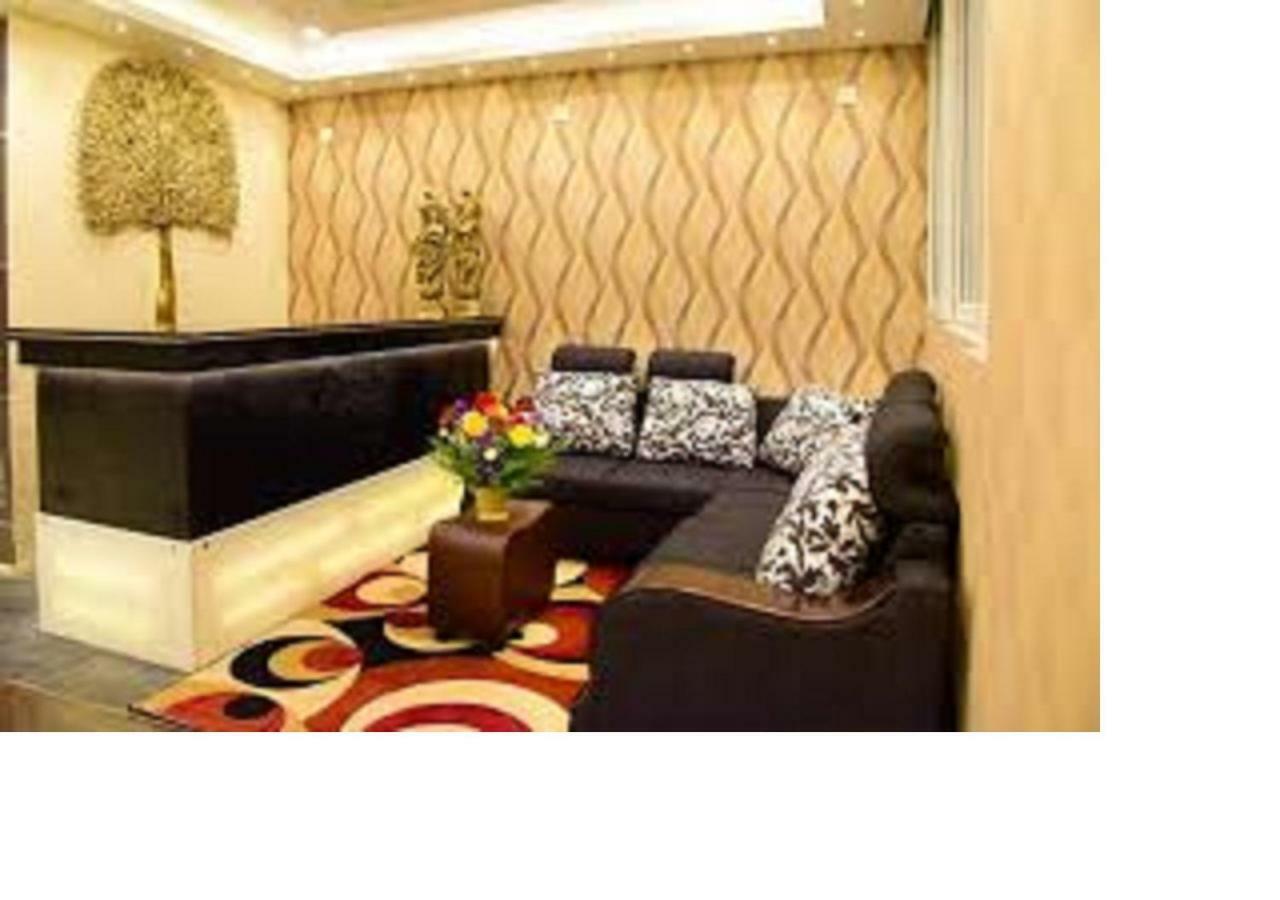 Hotel Sumith Palace Pondicherry Ngoại thất bức ảnh