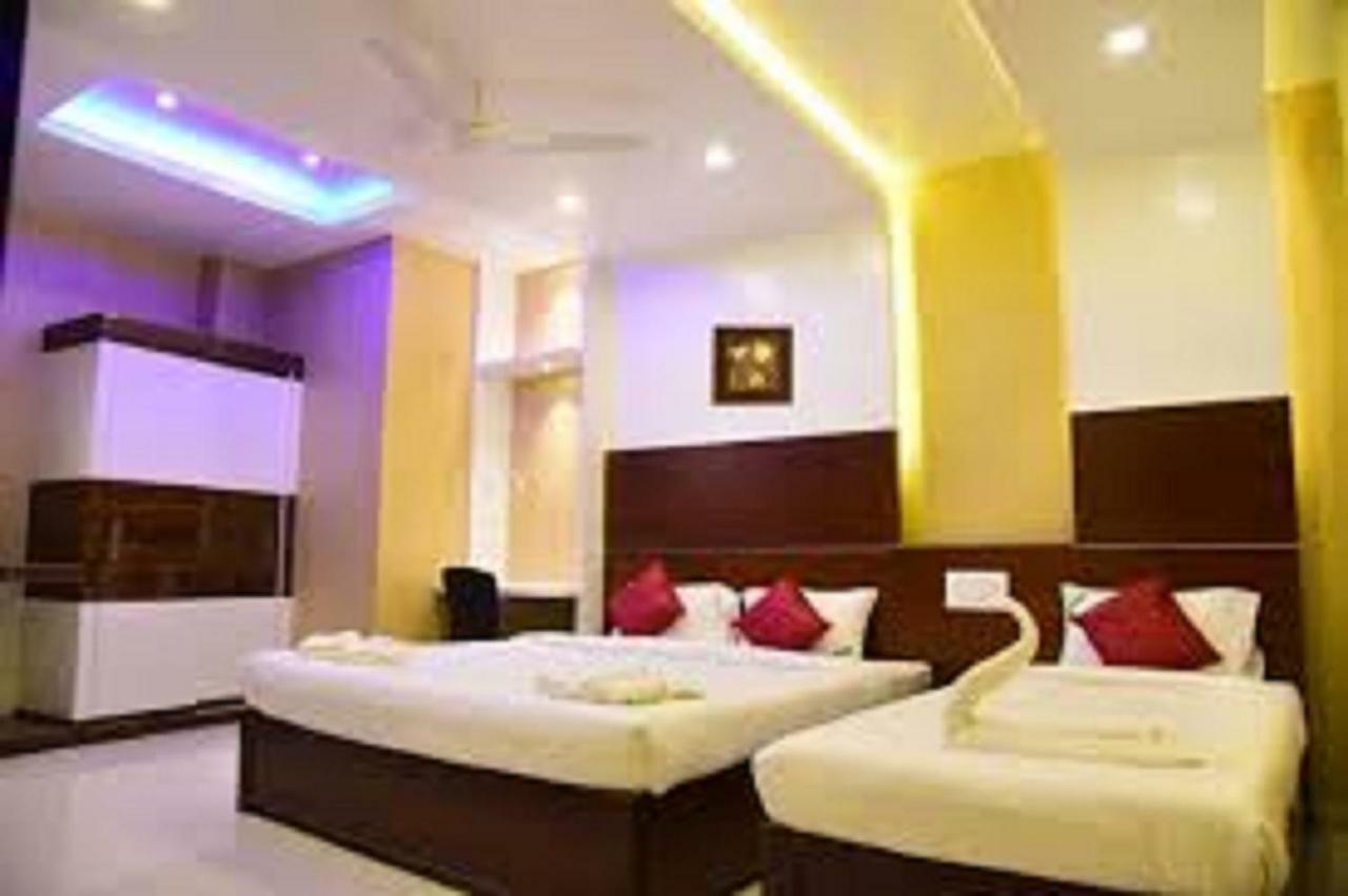 Hotel Sumith Palace Pondicherry Ngoại thất bức ảnh